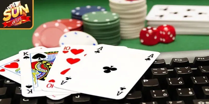 Tiến Lên Miền Nam - Hướng Dẫn Luật Và Bí Quyết Thắng Lớn 12 Sunwin Theo dõi số lượng bài còn lại của từng người là yếu tố rất quan trọng